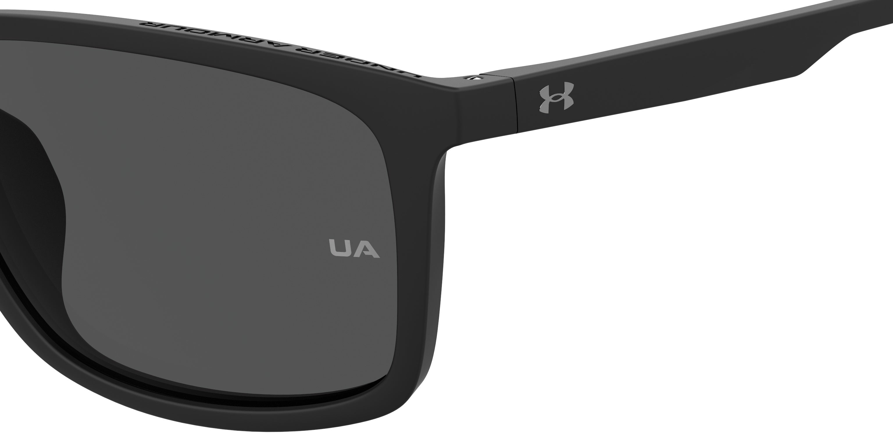 UNDER ARMOUR UA LOUDON 003 IR 58