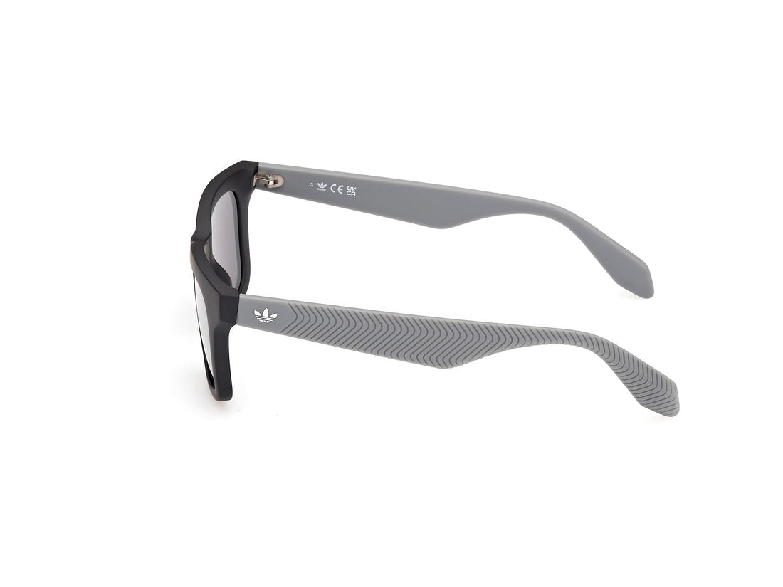 Translation missing: es.seo.product.type.gafas-de-sol adidas originals or0116 02c negro navigator unisex talla 51mm - Translation missing: es.seo.product.alt.imagen-secundaria
