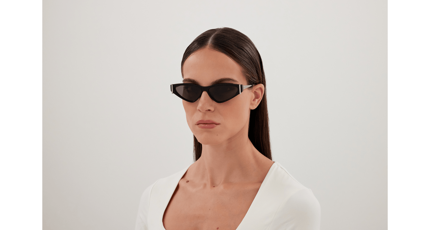 ALEXANDER MCQUEEN AM0493S 001 57